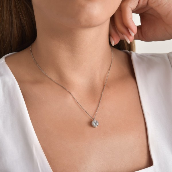 8 Prong Solitaire Pendant Necklace